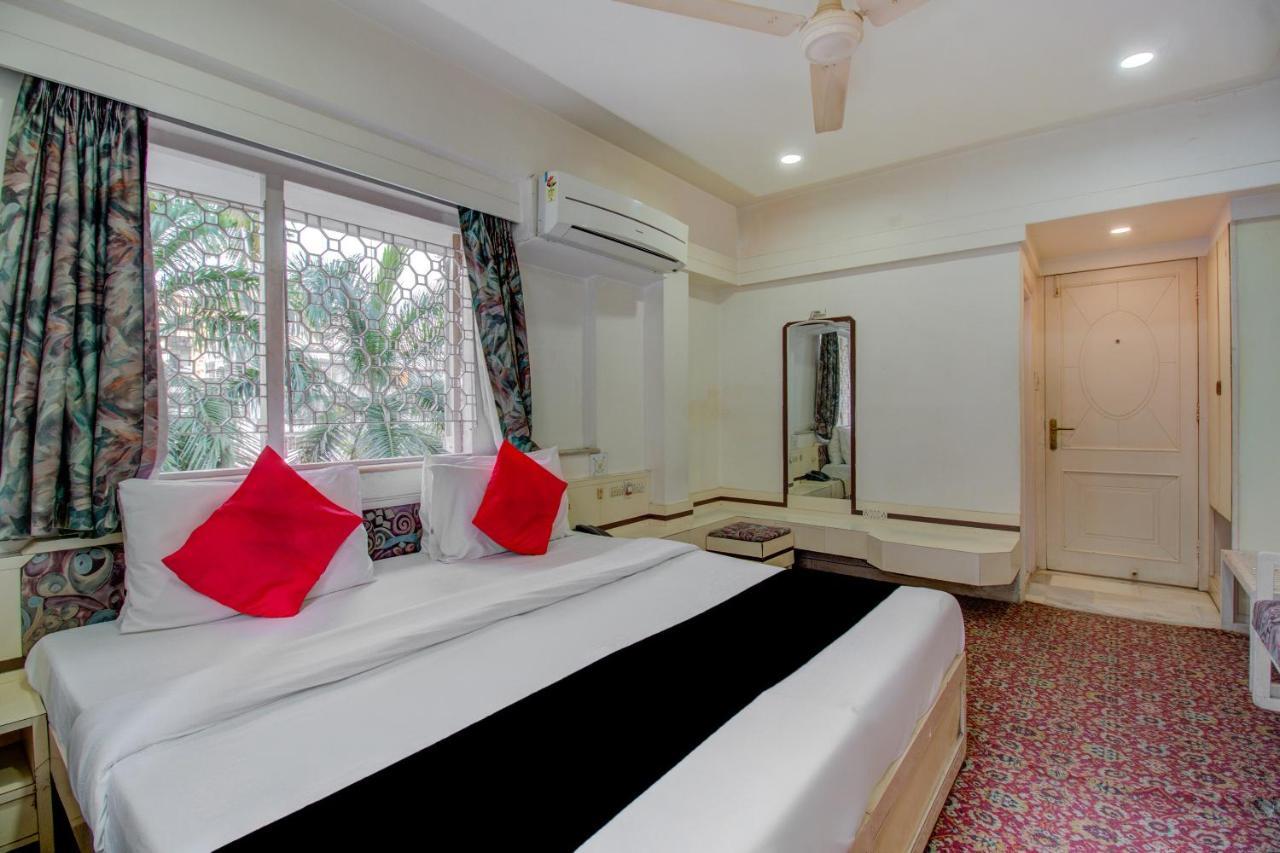 Capital O 76484 Hotel Balwas International Мумбай Екстериор снимка